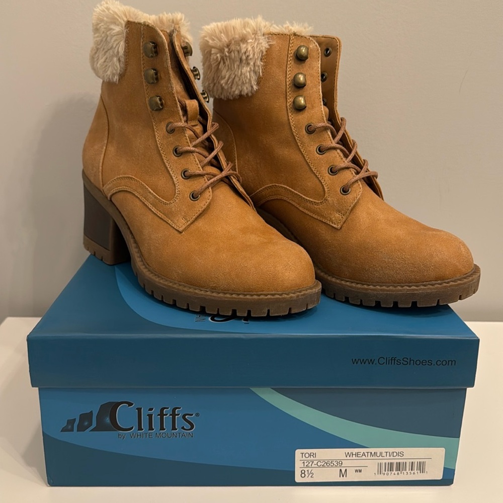 Cliffs by White Mountain - Tori Wheatmulti/DIS Boots - 8.5